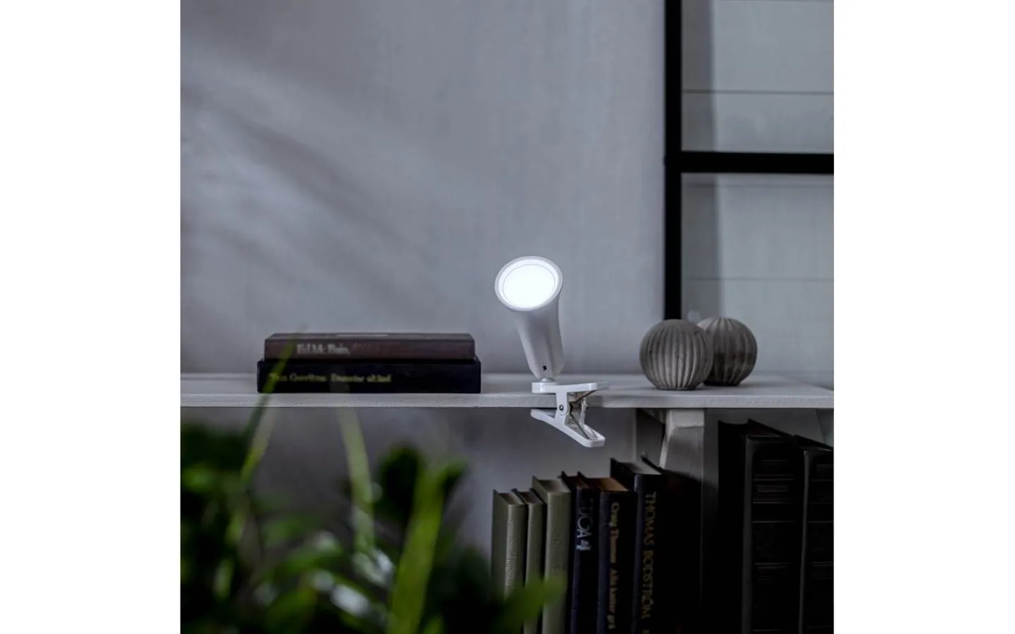 Star Trading Functional Uppladdningsbar Bordslampa 3-in-1 Vit* Uppladdningsbara Lampor Inomhus