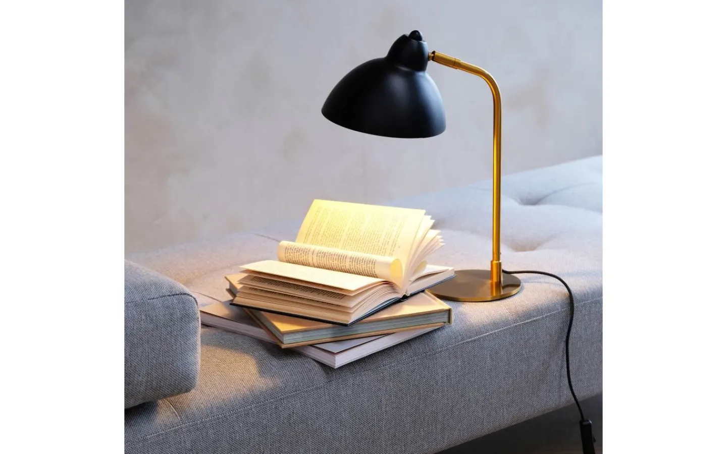 Skrivbordslampor<Dyberg Larsen Futura Skrivbordslampa 40cm Svart/Mässing