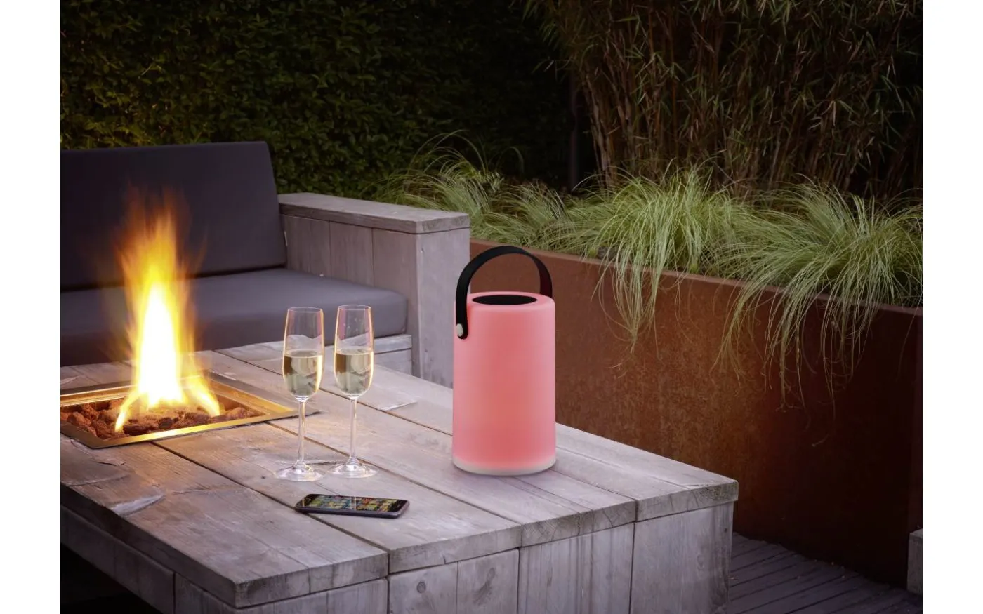 Garcia solcellslampa vit uppladdningsbar RGBW IP44