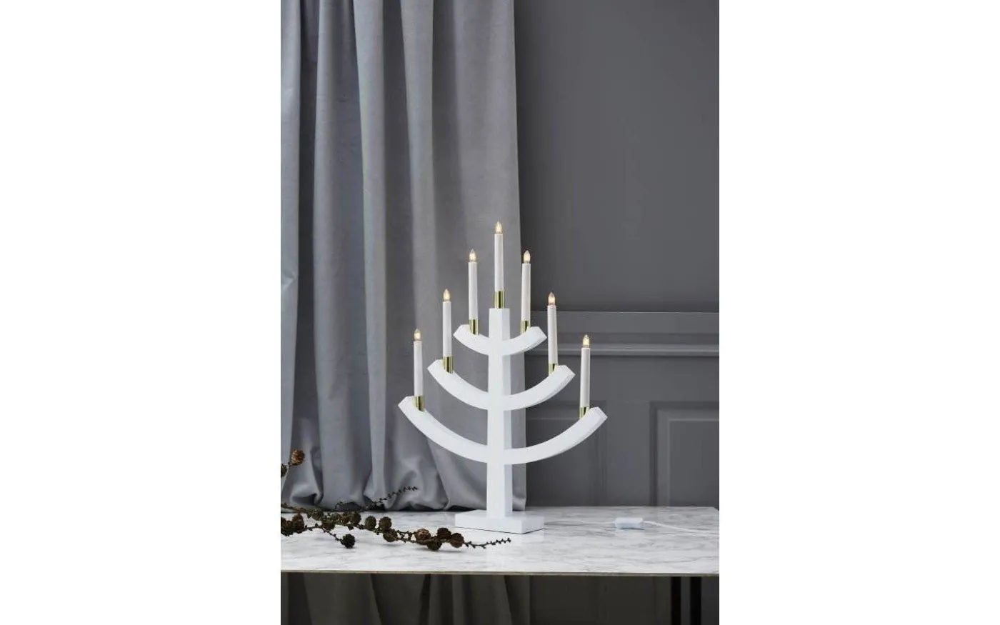 Gillian Adventsljusstake Vit 64cm