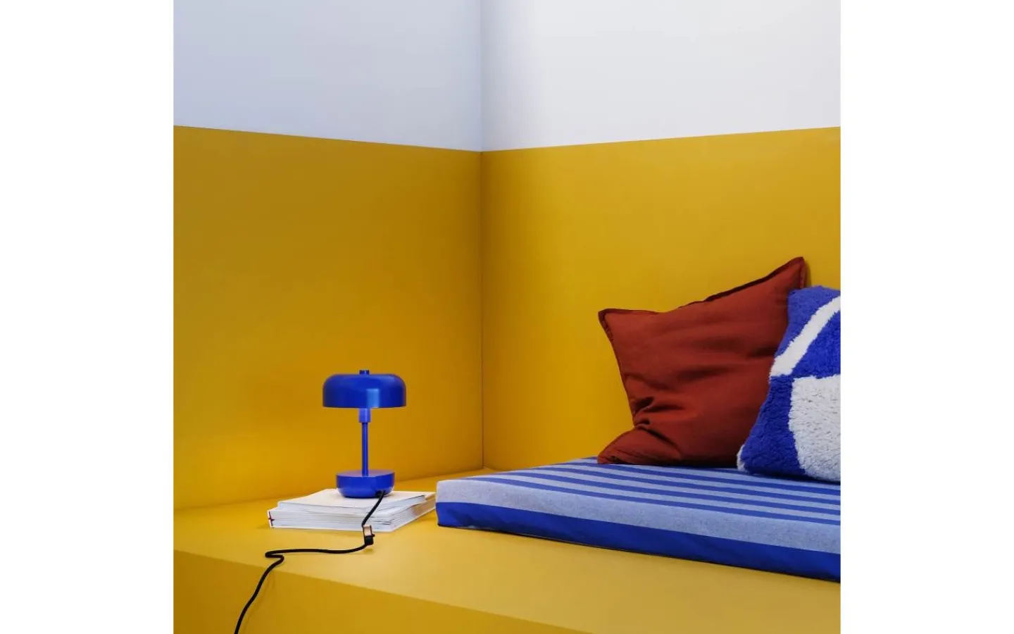 Dyberg Larsen Haipot Bordslampa 26cm Blå* Bordslampor