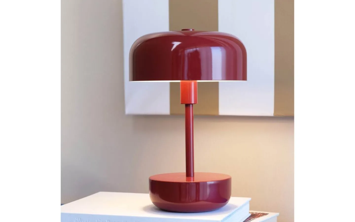 Dyberg Larsen Haipot Uppladdningsbar Bordslampa 26cm LED 3000K 3W Mörkröd IP44* Uppladdningsbara Lampor Utomhus|Uppladdningsbara Lampor Utomhus