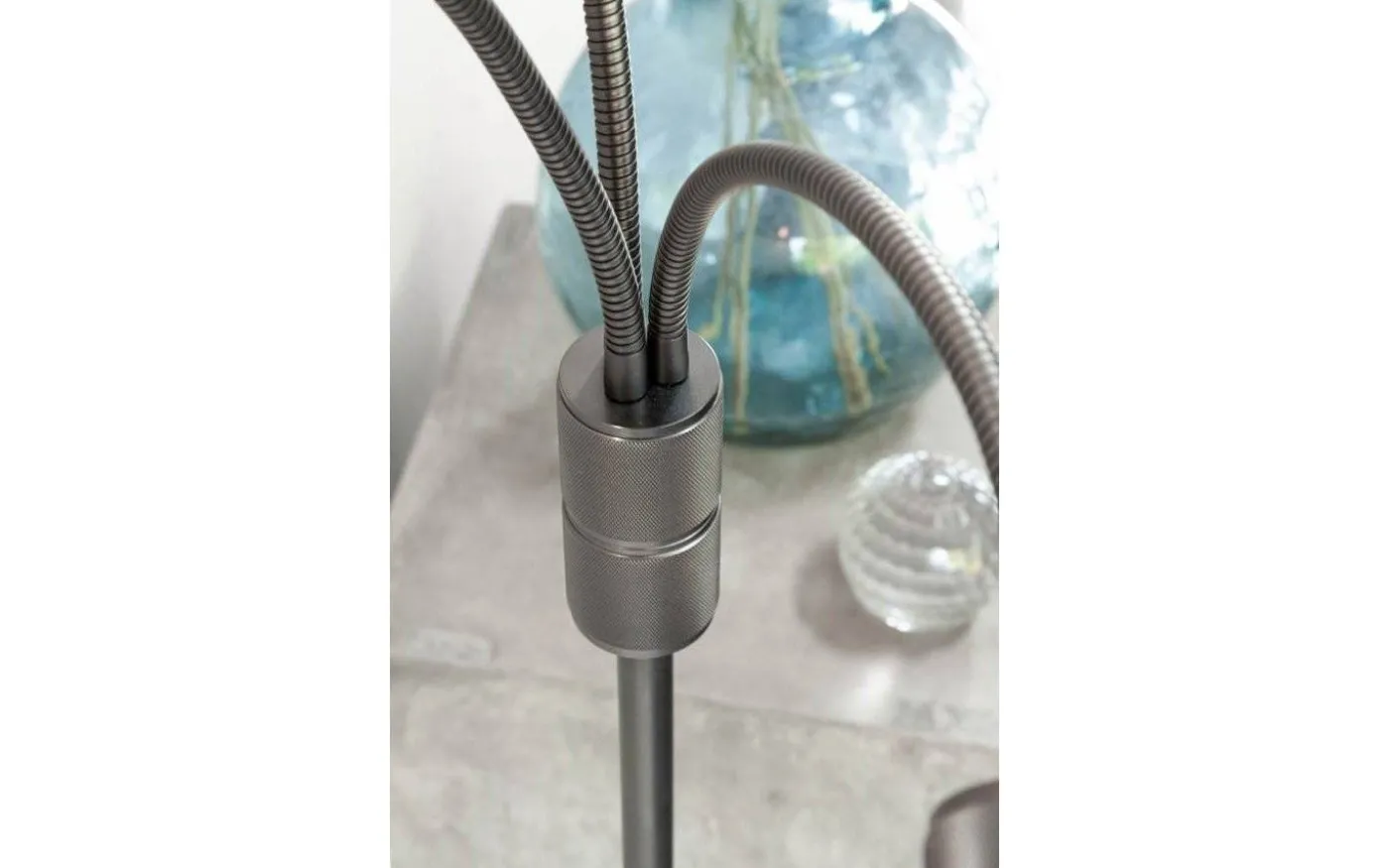 Halo Golvlampa 130cm Gun-Black/Marmor