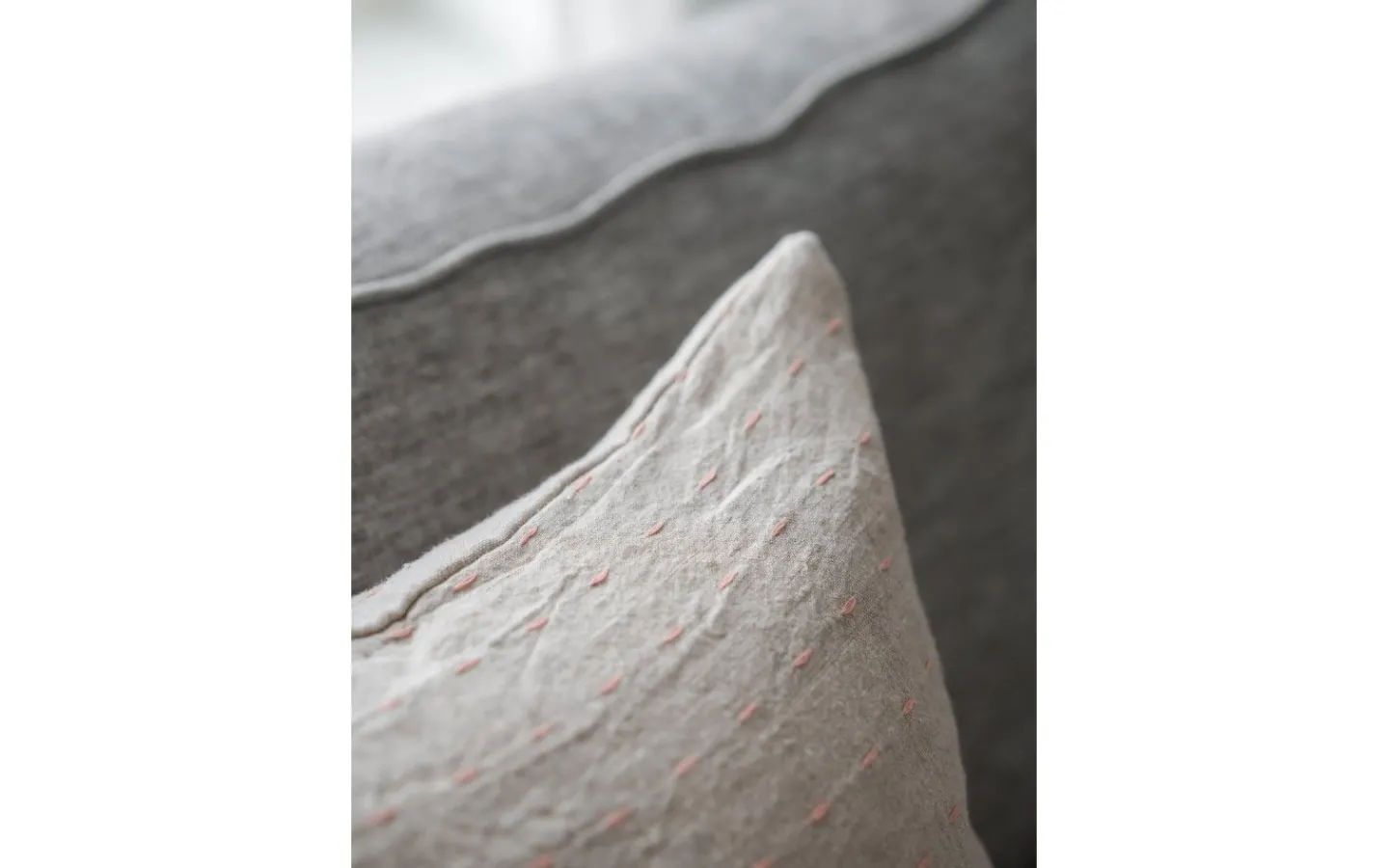 Svanefors Harriet Kudde Korall 50x50cm* Fyllda Kuddar