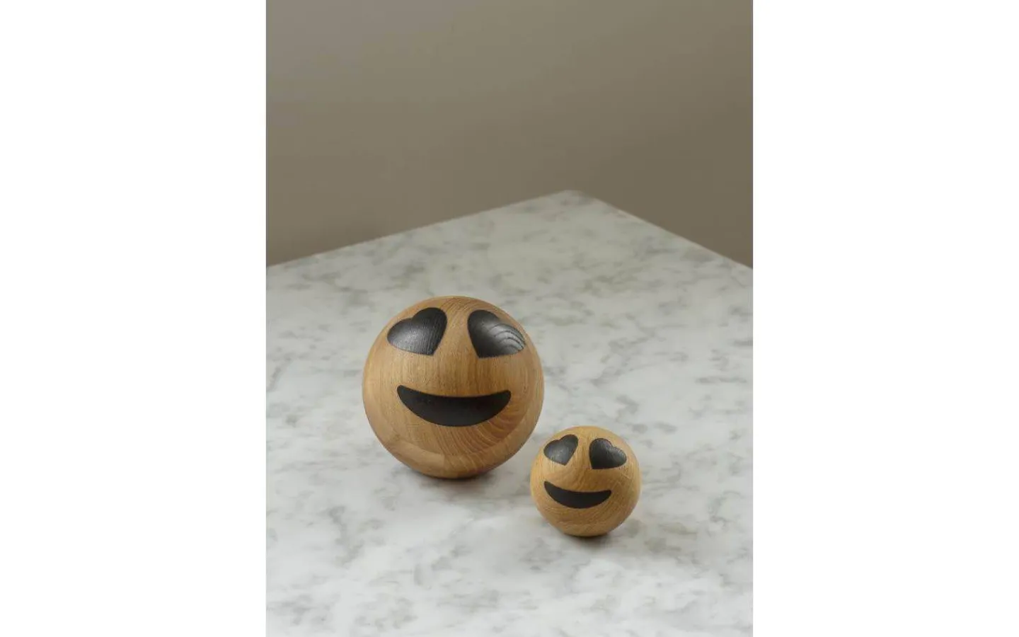 Spring Copenhagen Heart Eyes Emojiboll Big 11cm Ek* Trädekorationer