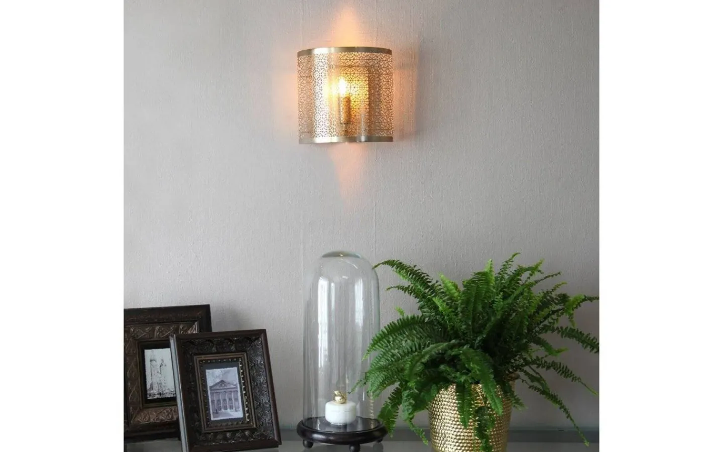 Vardagsrum|Hall & Trappa<By Rydens Hermine Vägglampa