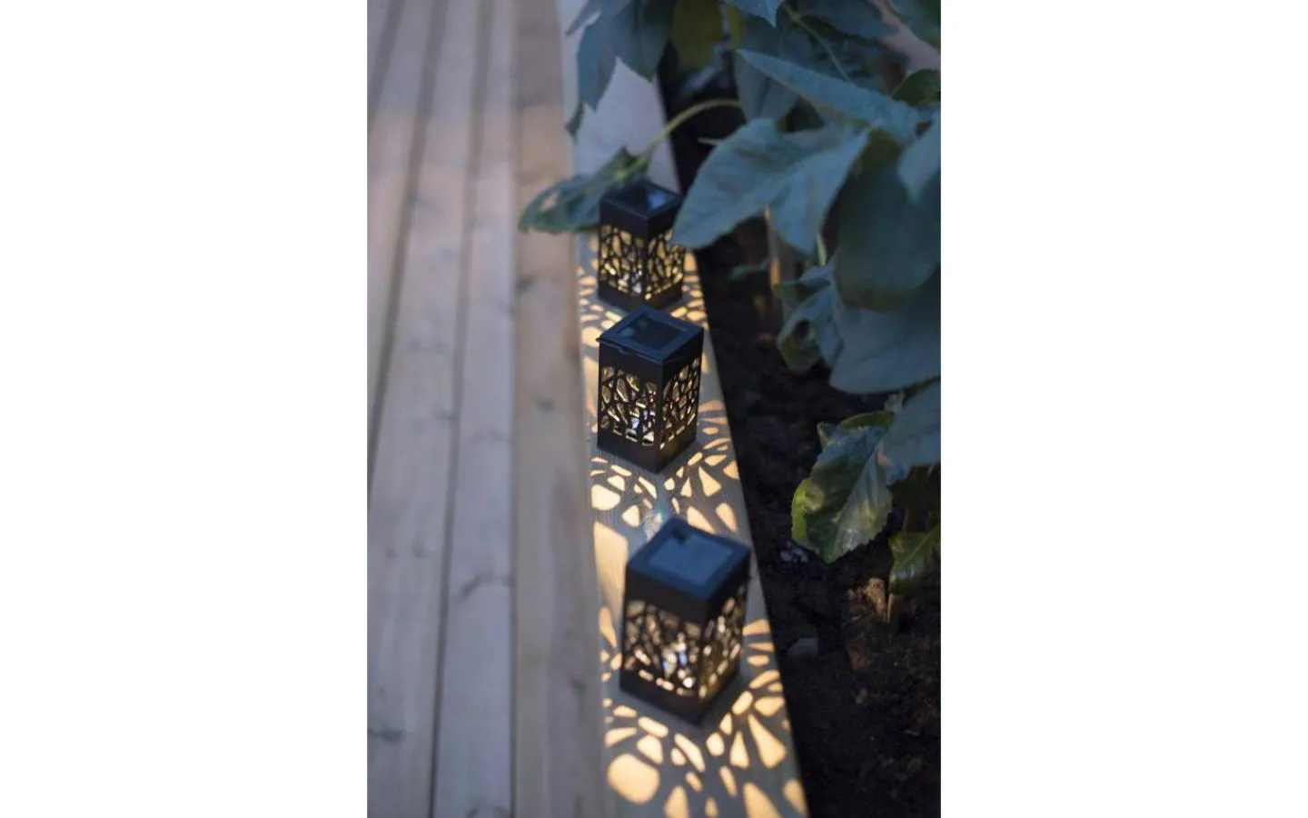 Star Trading Izola Mini Solcellslampa 3-pack Svart* Solcellslampor Dekoration|Solcellslampor Vägg