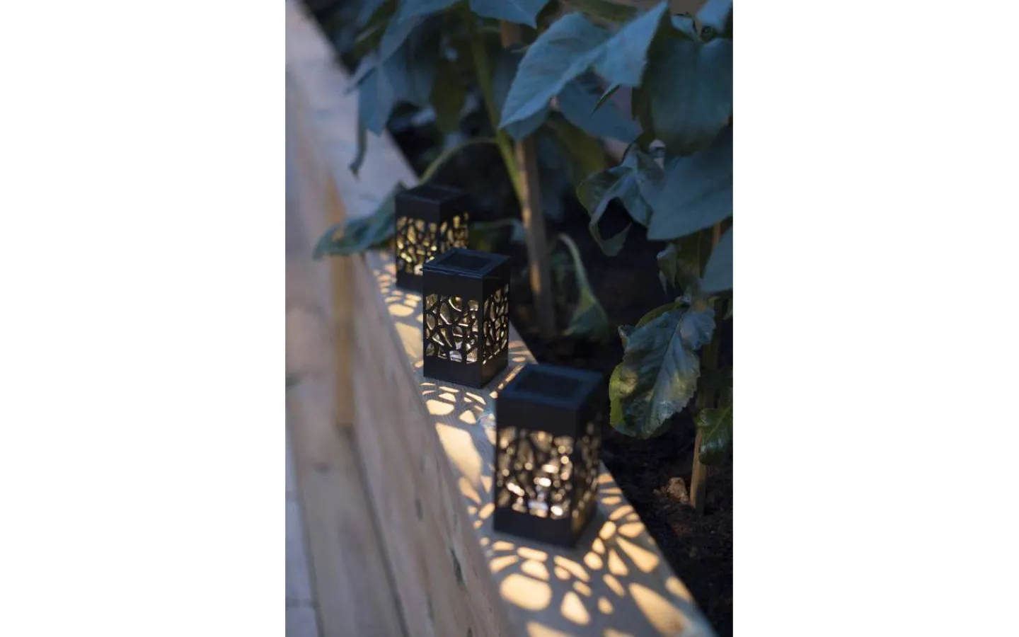 Star Trading Izola Mini Solcellslampa 3-pack Svart* Solcellslampor Dekoration|Solcellslampor Vägg