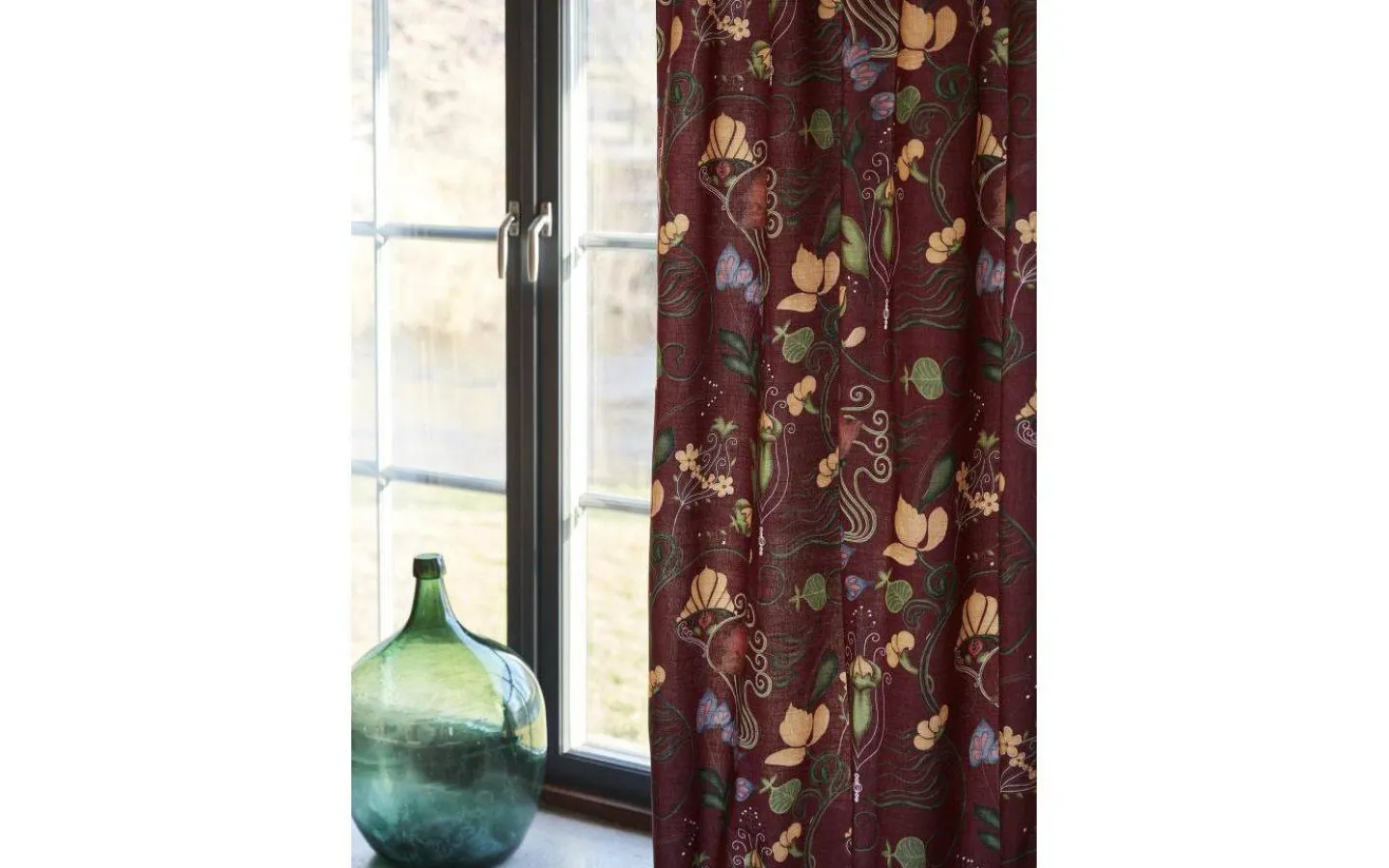 Mönstrade Gardiner<Svanefors José Gardin 135x240cm 1-pack Vinröd