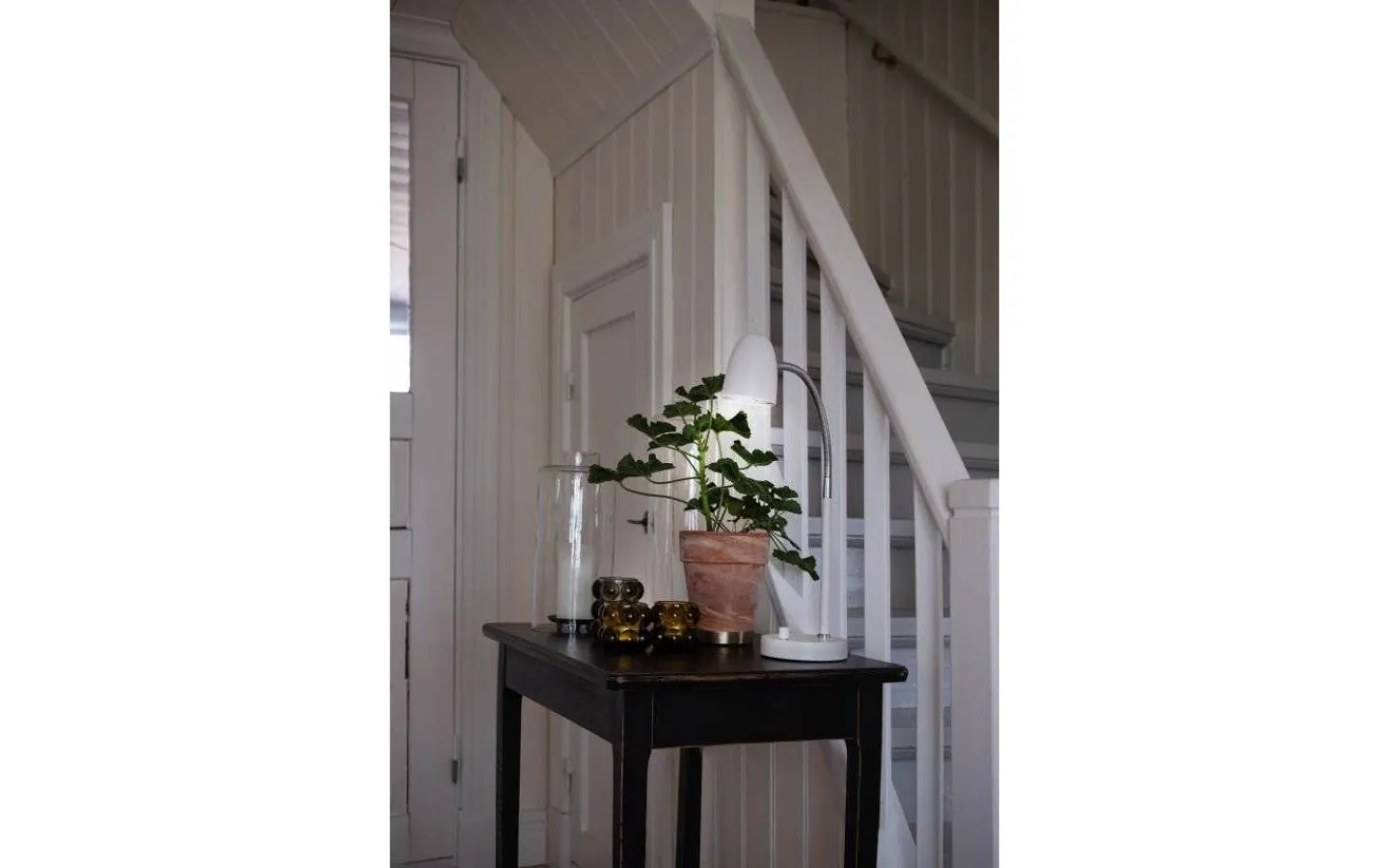 ArmaturHantverk Koster Skrivbordslampa 47cm Vit* Skrivbordslampor