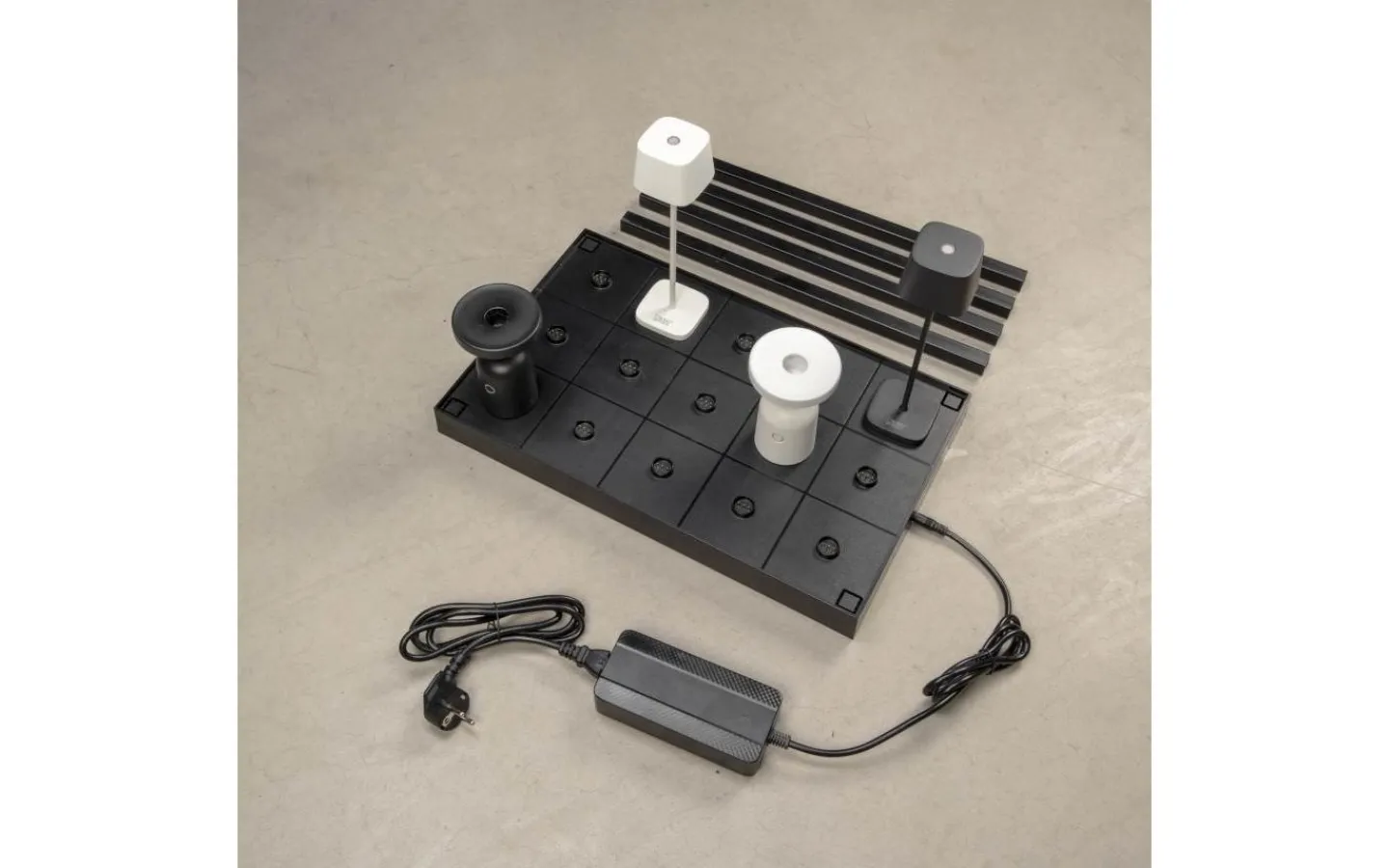 Konstsmide Laddplatta till Uppladdningsbara Bordslampor Stor* Uppladdningsbara Lampor Utomhus|Uppladdningsbara Lampor Utomhus