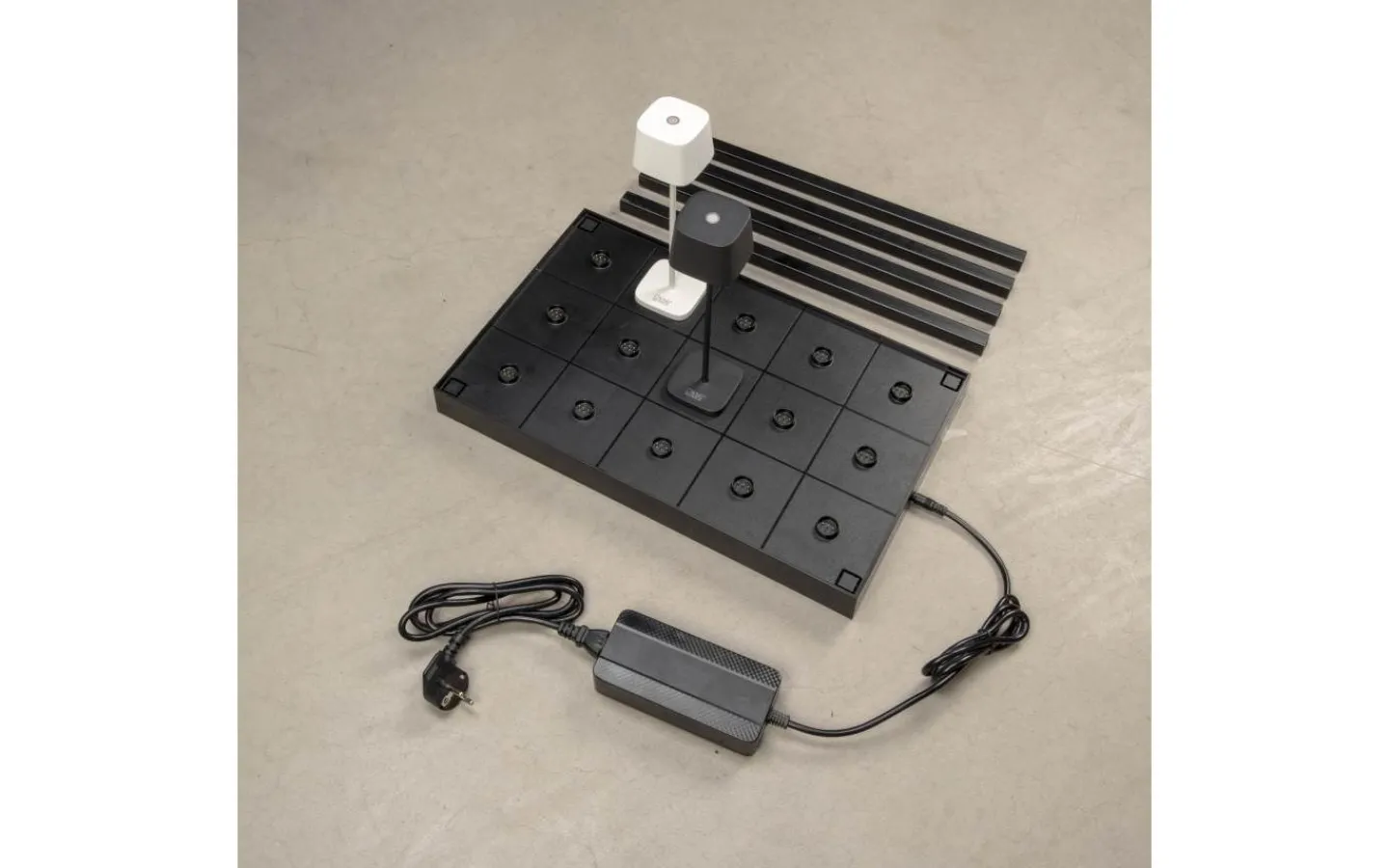 Konstsmide Laddplatta till Uppladdningsbara Bordslampor Stor* Uppladdningsbara Lampor Utomhus|Uppladdningsbara Lampor Utomhus