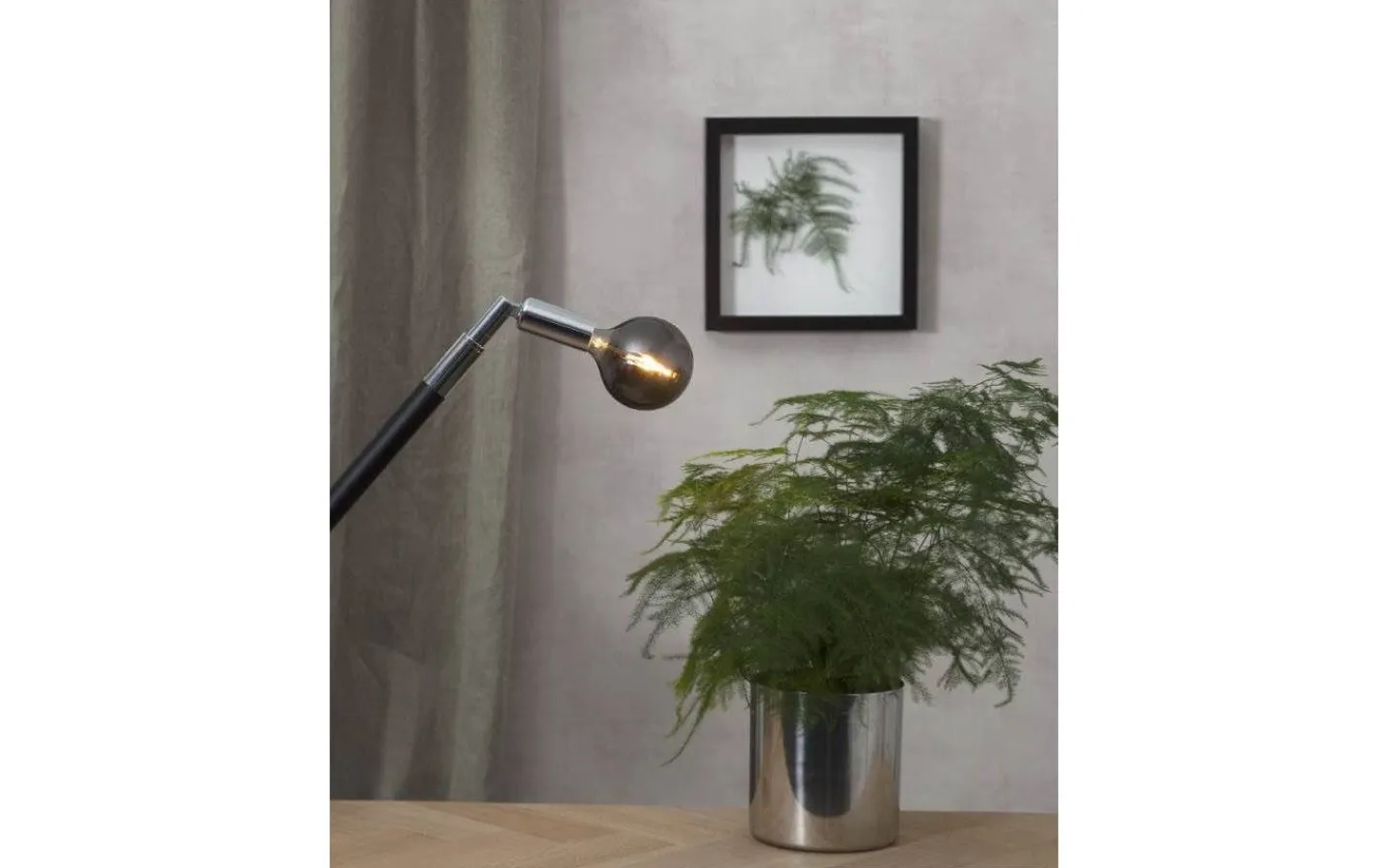 Dekorativa Ljuskällor E14<Star Trading LED E14 Glob 80mm Heavy Smoke 2100K 45lm 1,5W(5W)