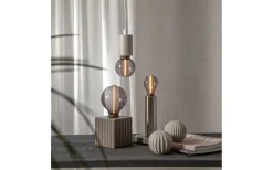 Star Trading LED E27 3-Steg DIM-Minne Glob 95mm DecoLed One Svart 1800K 60lm 2W(6W)* 3-Steg Dim E27