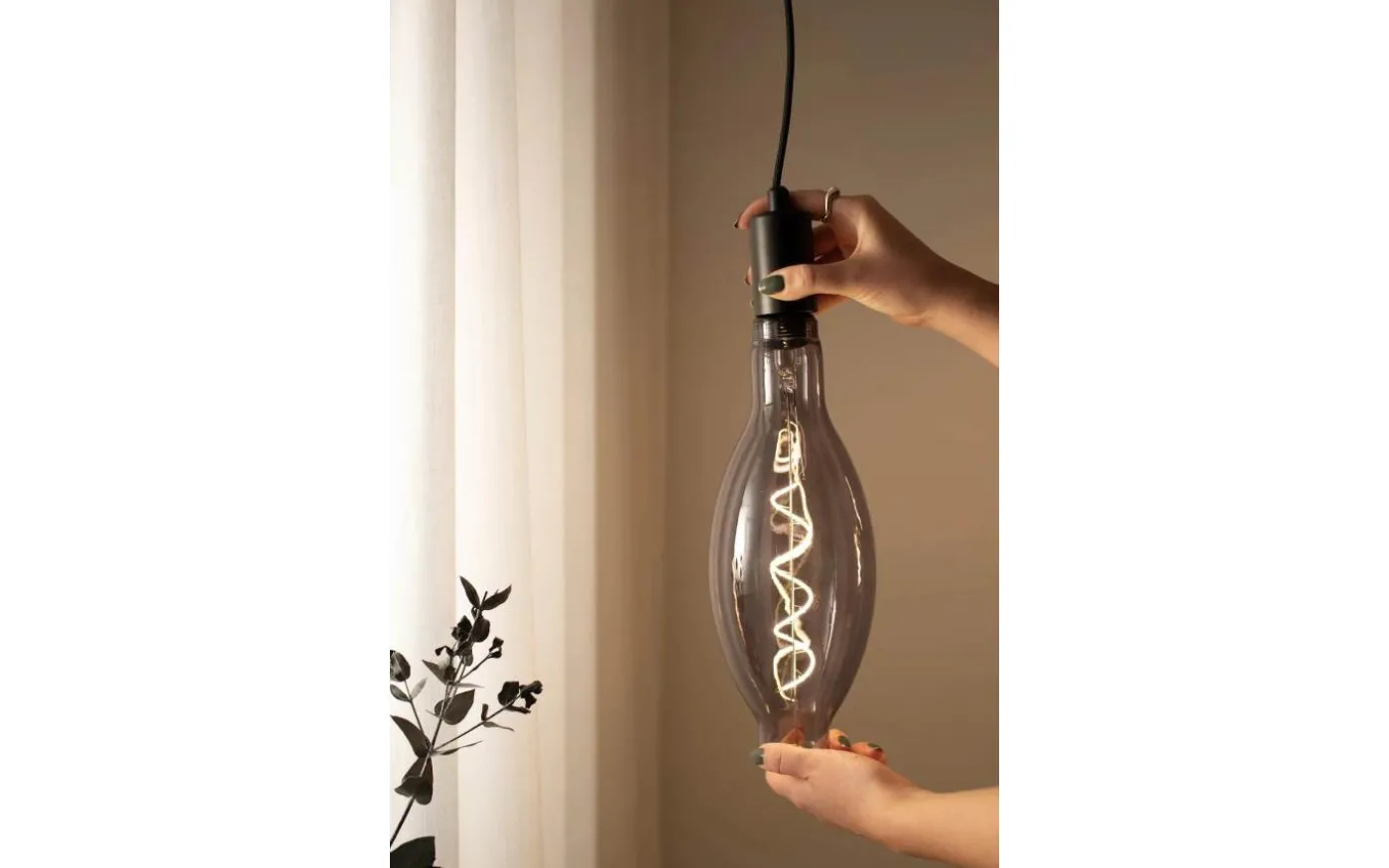 LED E27 Stor Mercury Rök 2200K 265m 4W(20W)