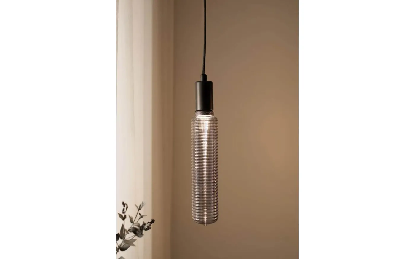 LED E27 Tub Ghost Rök 2700K 210lm 3,5W(21W)