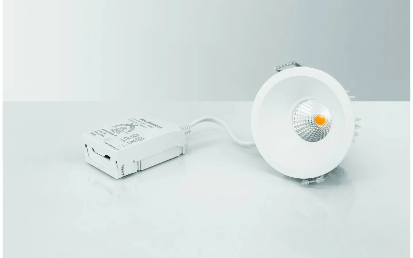 Downlights, Spotlight|230V Led Spotlights<Malmbergs LED-downlight MD-991, AC-chip, 6W 4000K, IP44