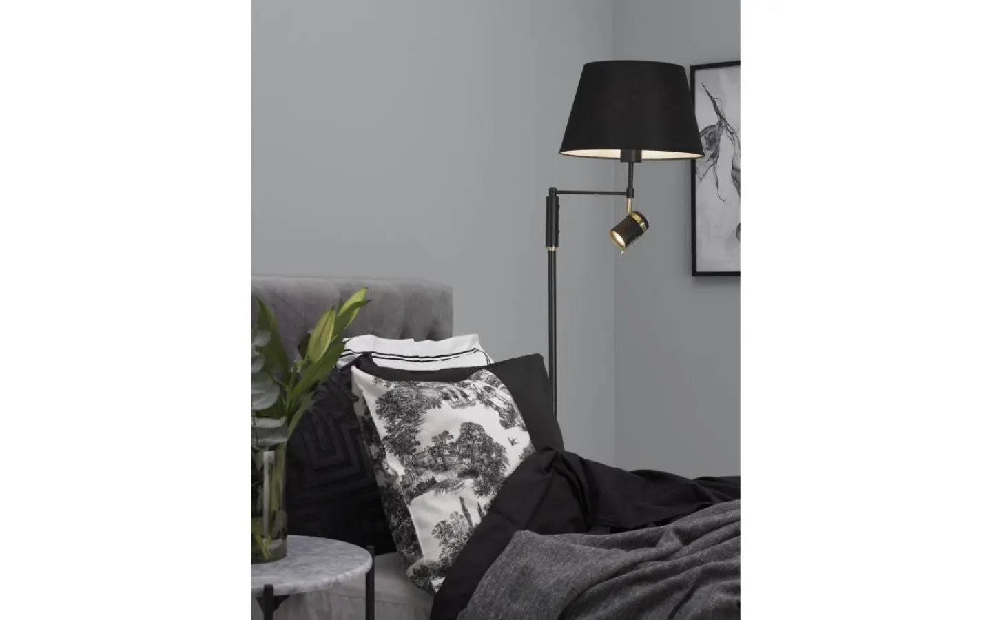 Cottex Libra 2L Golvlampa 155cm Svart/Mässing* Vardagsrum|Golvlampor