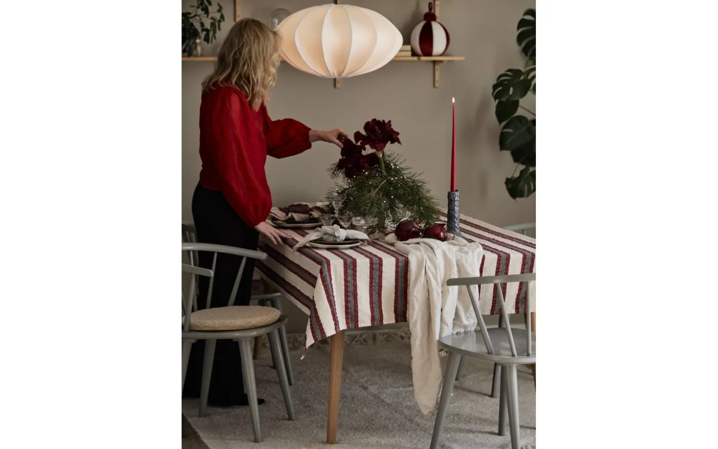 Lollo Servett 4P Röd 45x45cm