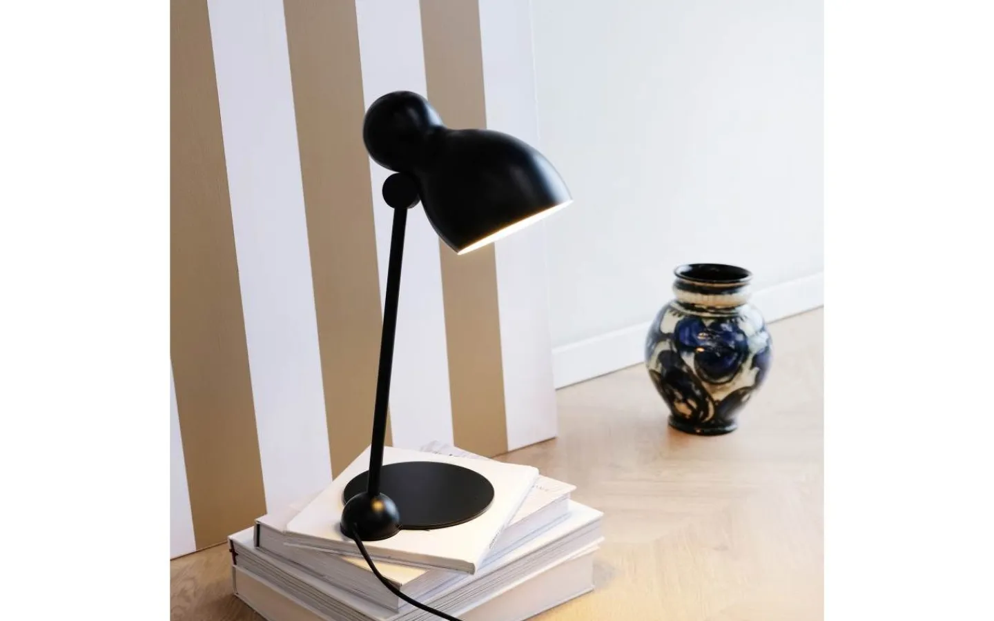 Dyberg Larsen Ludo Skrivbordslampa 43cm Svart* Skrivbordslampor