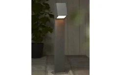 PR Home Luton Pollare 100cm med Uttag Grå IP44* Pollare & Grindlyktor