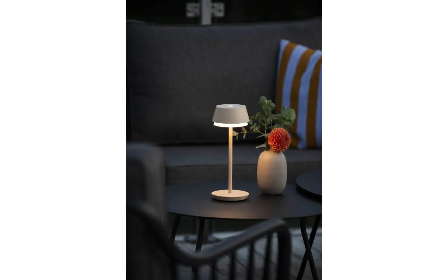 Konstsmide Lyon Uppladdningsbar Bordslampa LED CCT+RGB 30cm Sand IP54* Uppladdningsbara Lampor Utomhus|Uppladdningsbara Lampor Utomhus
