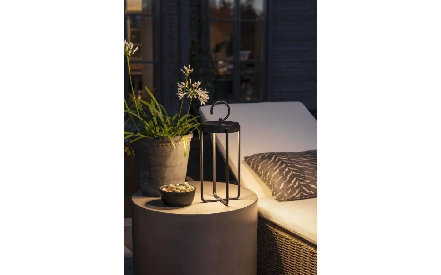 Konstsmide Manorola Uppladdningsbar Ljuslykta 39cm Svart IP54* Uppladdningsbara Lampor Utomhus|Uppladdningsbara Lampor Utomhus