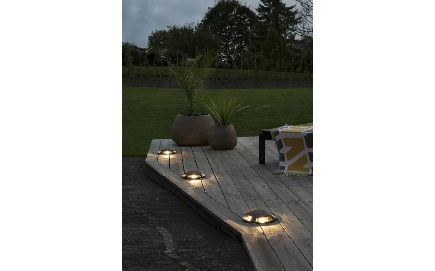 Decklights Led<Konstsmide Markspot LED 12W 4-väg Ovanpåliggande Antracit IP65