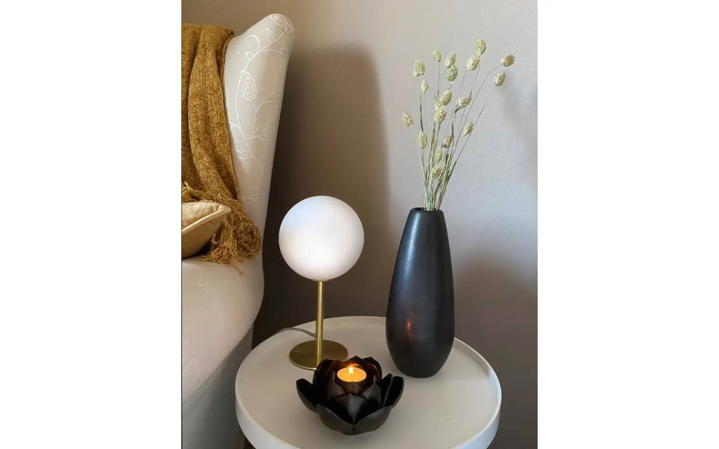 Aneta Molekyl Bordslampa 27cm Mässing/Opal* Vardagsrum|Bordslampor