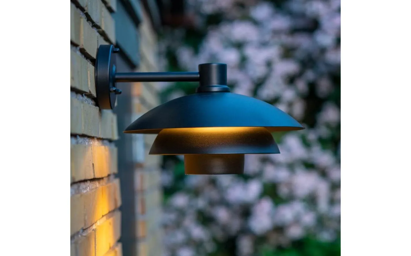 Dyberg Larsen Morph Vägglampa 30cm Svart IP44* Vägglyktor|Vägglampor Utomhus