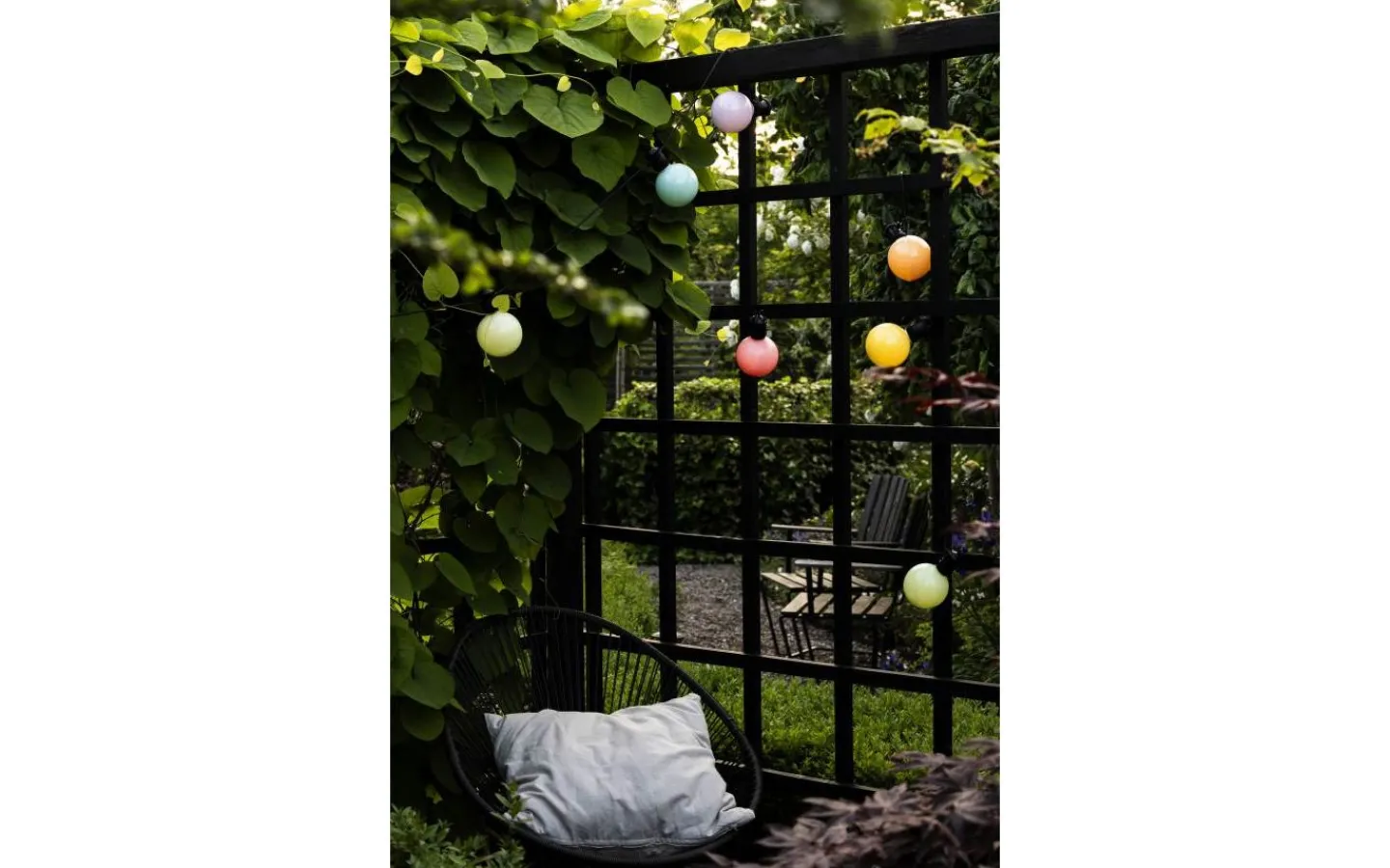 Konstsmide Ängsblomma Partyslinga 4,5m 10L Pastellfärgad utbytbar LED IP44* Partyslingor Utomhus 230V|Partyslingor Utomhus 230V