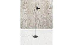 Markslojd Nitta Golvlampa 145cm Svart* Golvläslampor