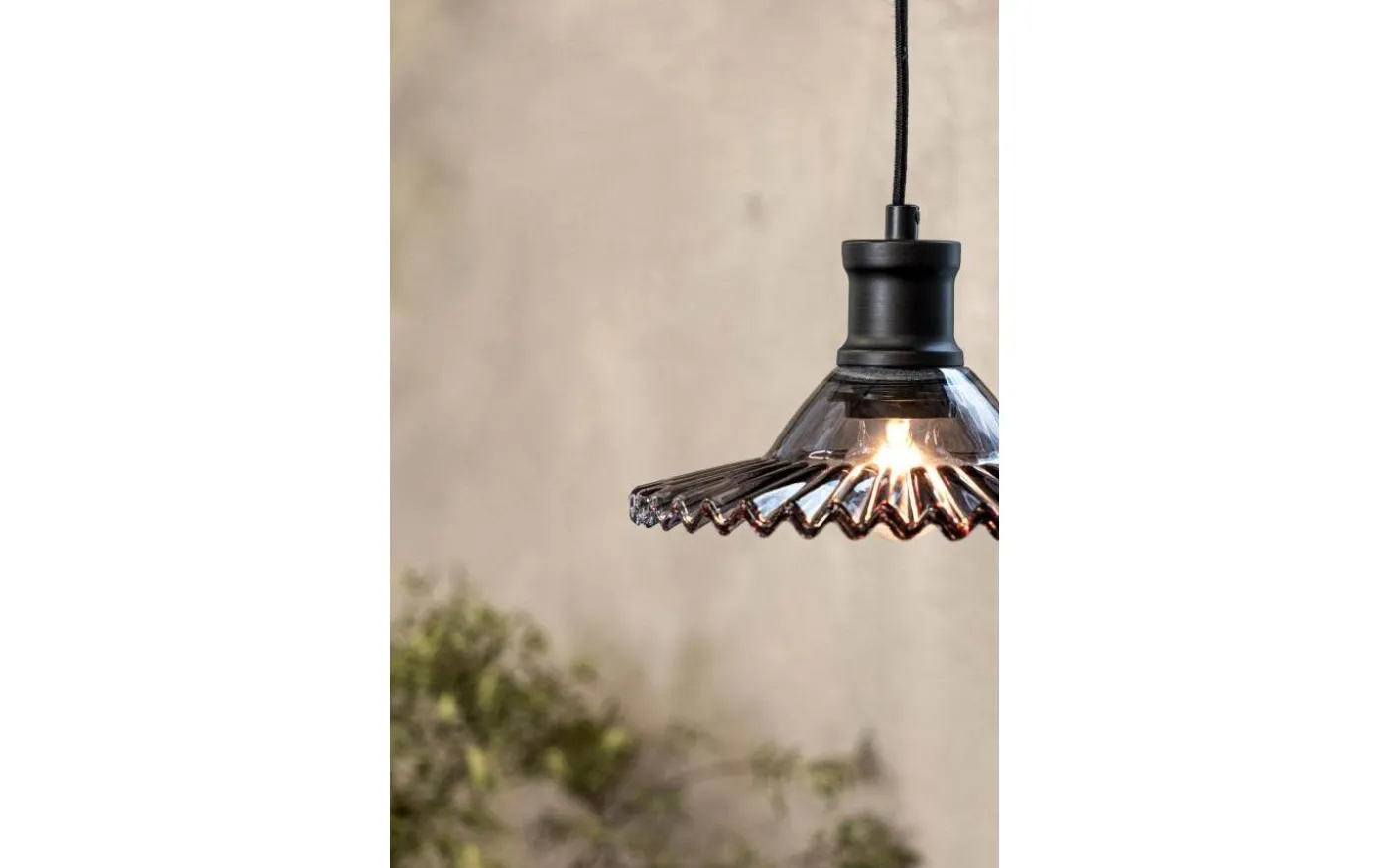 Novia Fönsterlampa Grå