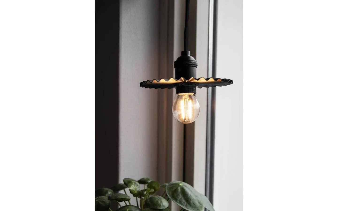 Fönsterlampor<Globen Lighting Omega Fönsterlampa 15cm Svart