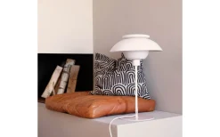 Dyberg Larsen Opus Bordslampa 47,5cm Opal/Vit* Bordslampor