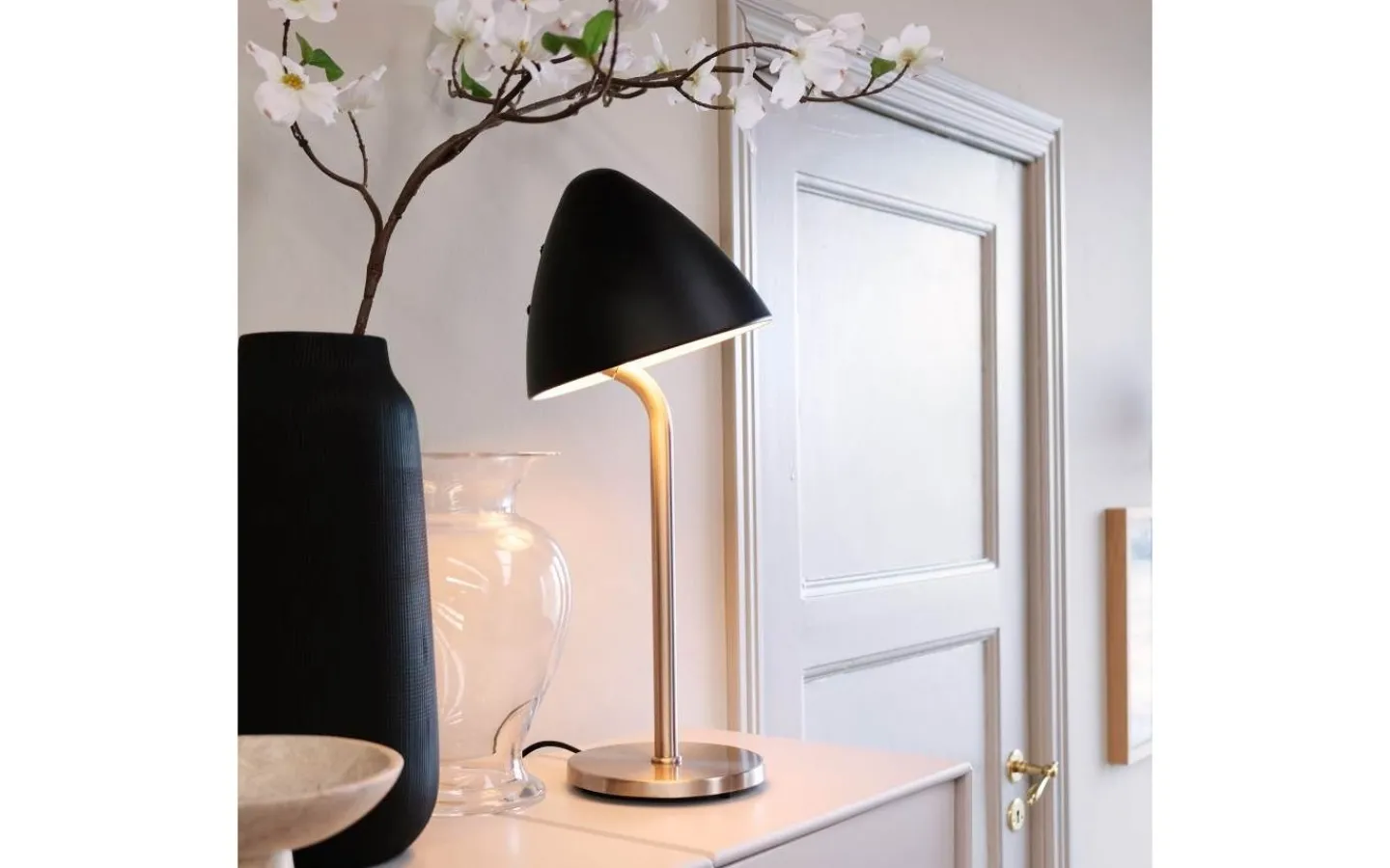 Dyberg Larsen Oulu Bordslampa 47cm Svart/Borstad Stål* Bordslampor