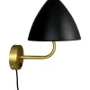 Lampetter|Läslampor<Dyberg Larsen Oulu Vägglampa Svart/Mässing