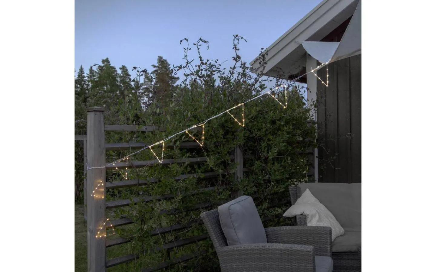 Star Trading Penny Batteridriven Ljusslinga Vimplar 2,4m Silver IP44* Batteri Julpynt Utomhus|Batterislingor Utomhus