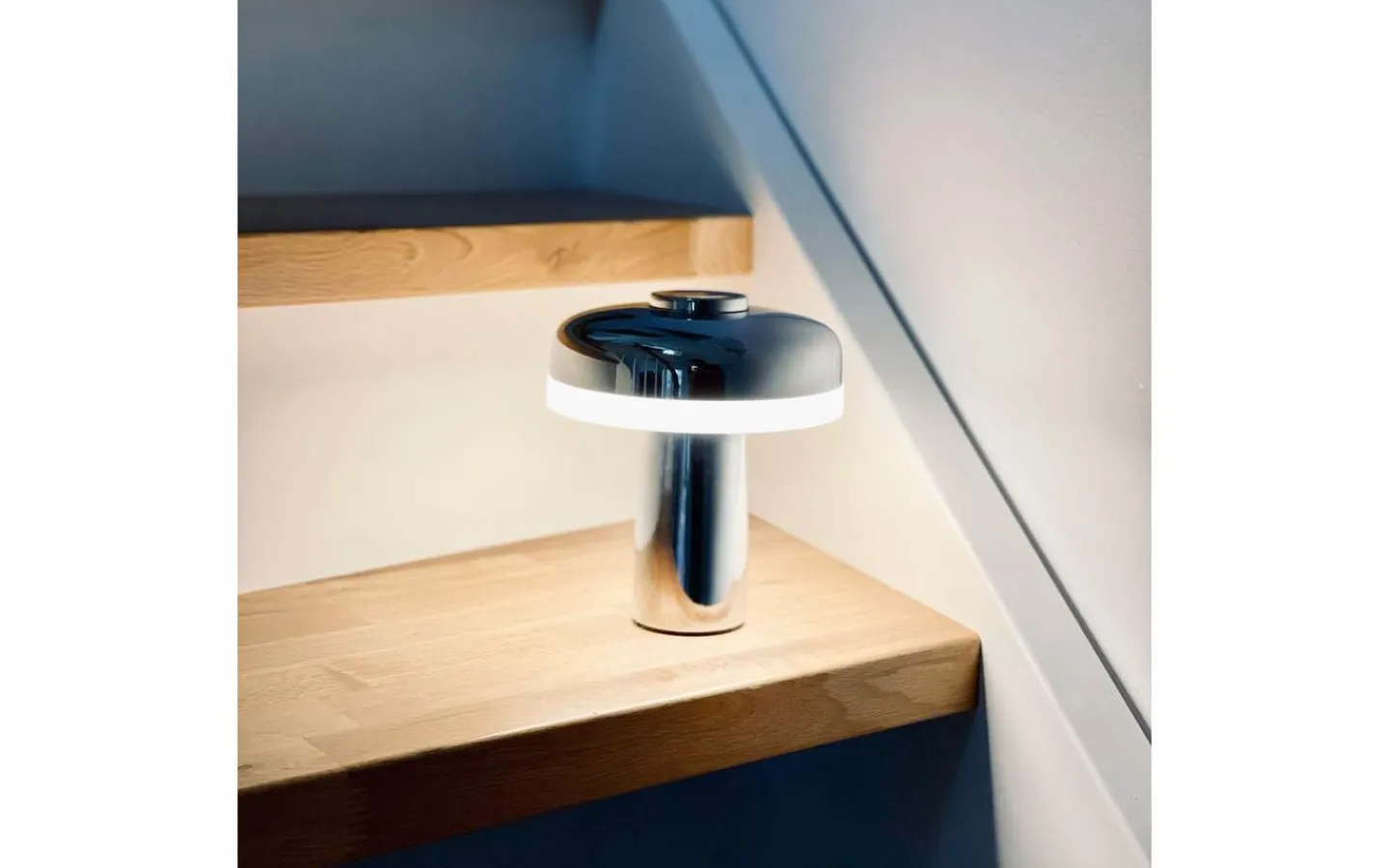 Dyberg Larsen Porter Uppladdningsbar Bordslampa 16,5cm Krom* Uppladdningsbara Lampor Inomhus