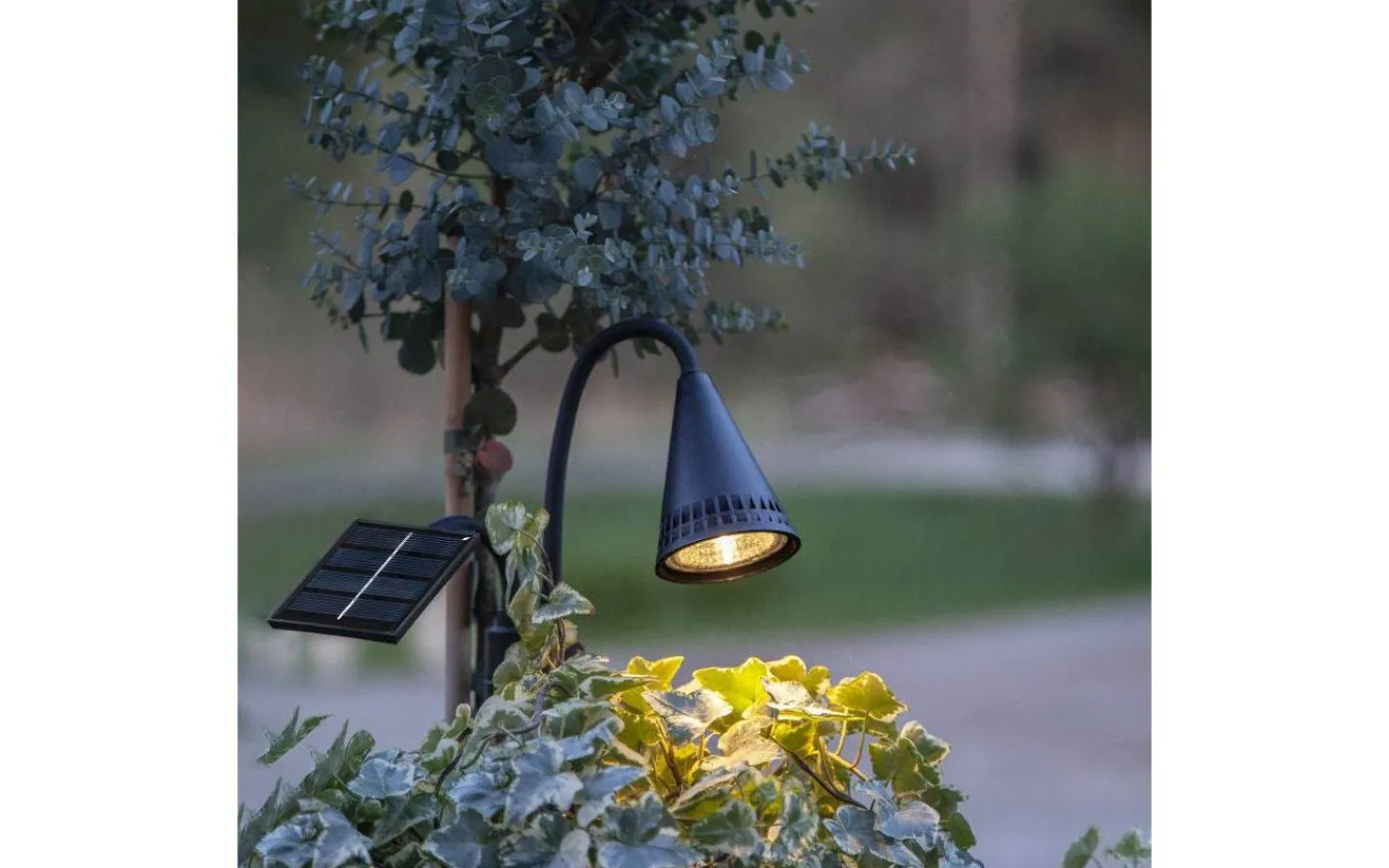 Star Trading Powerspot Solcellsdriven Spotlight 34cm Svart* Solcellslampor Stig & Mark|Visa Alla Solcellslampor