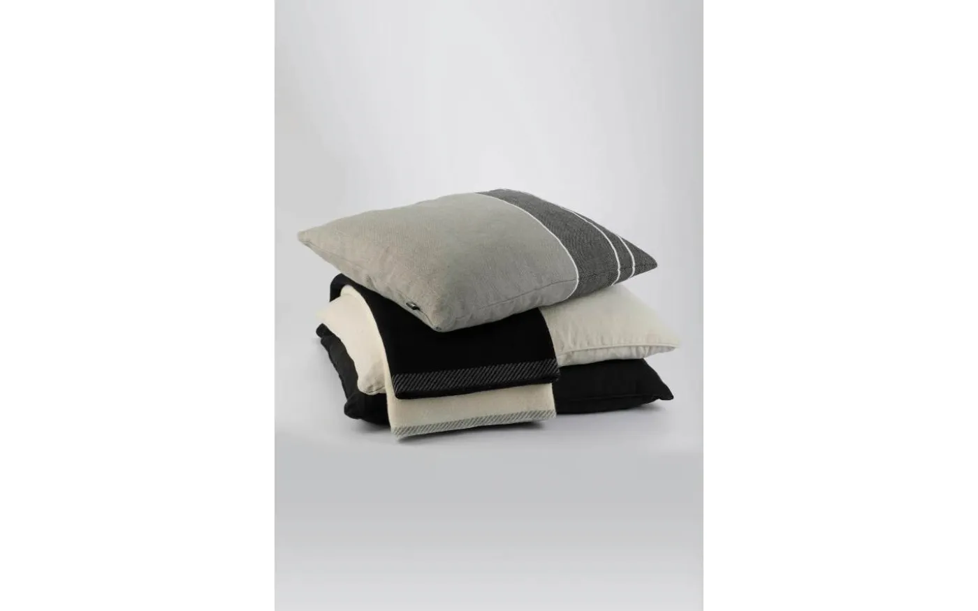 Randi Kudde Grå 50x60 cm