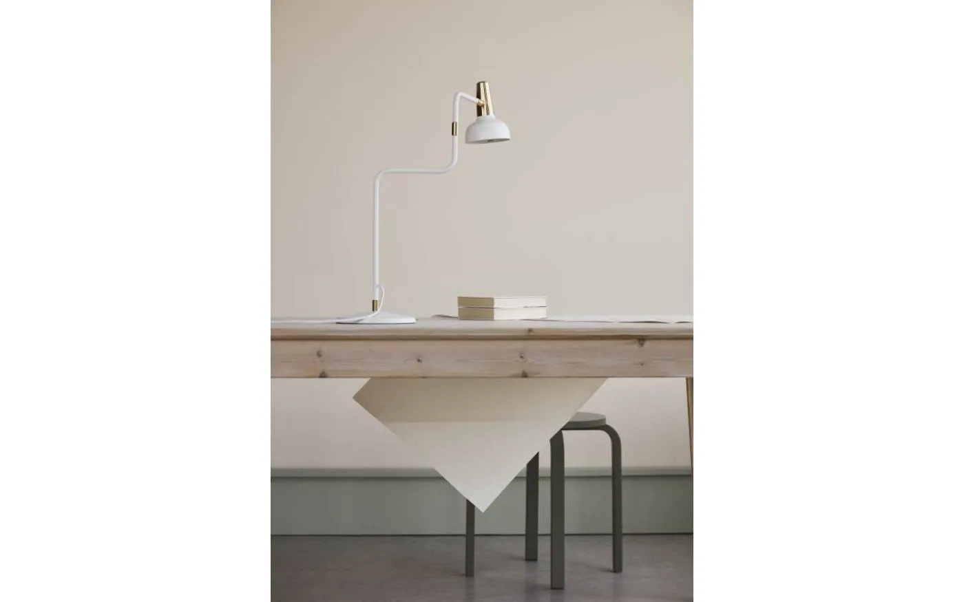 Ray Bordslampa 57cm Vit/Mässing