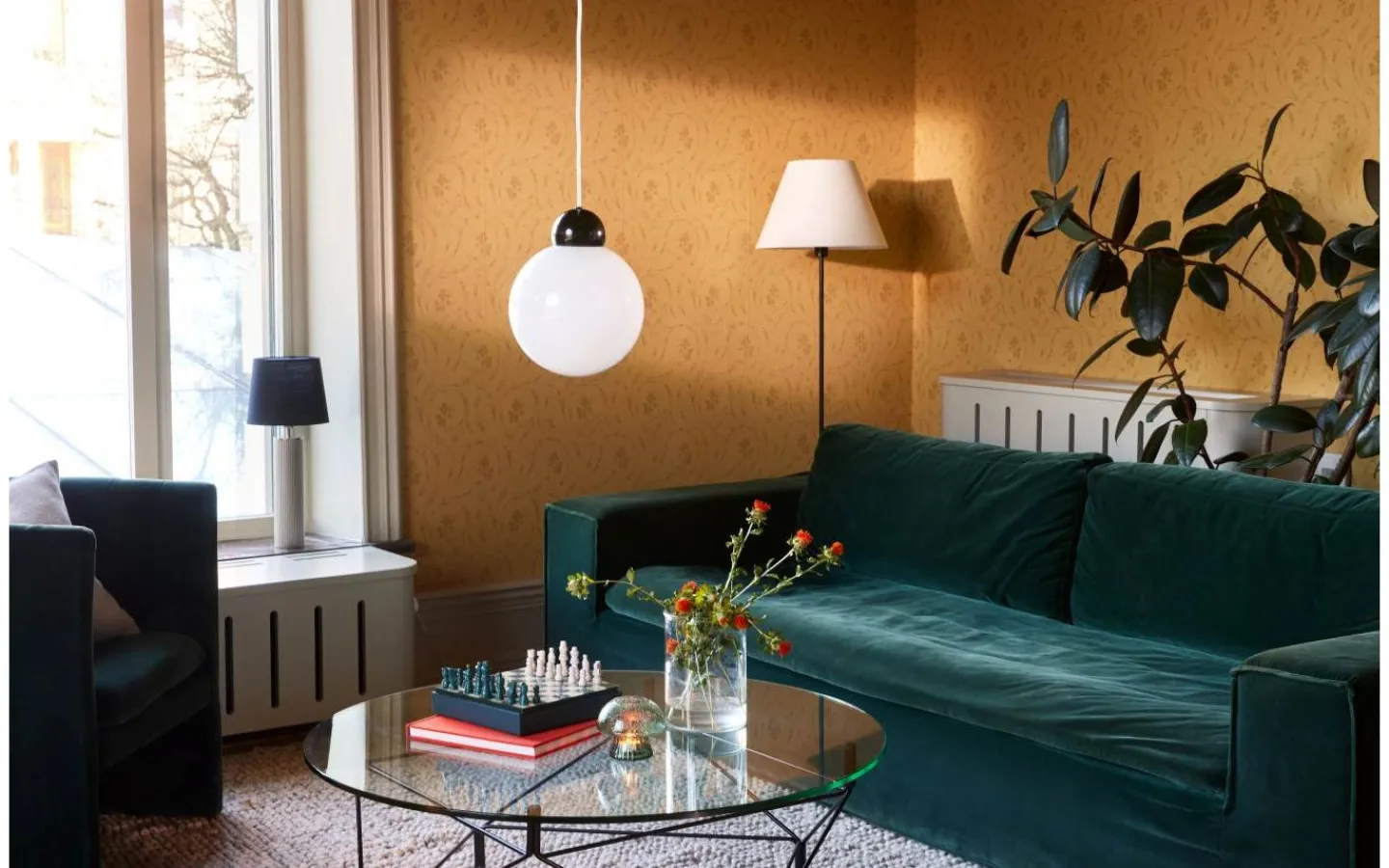 Globen Lighting Rib Golvfot 129cm Svart* Golvfötter