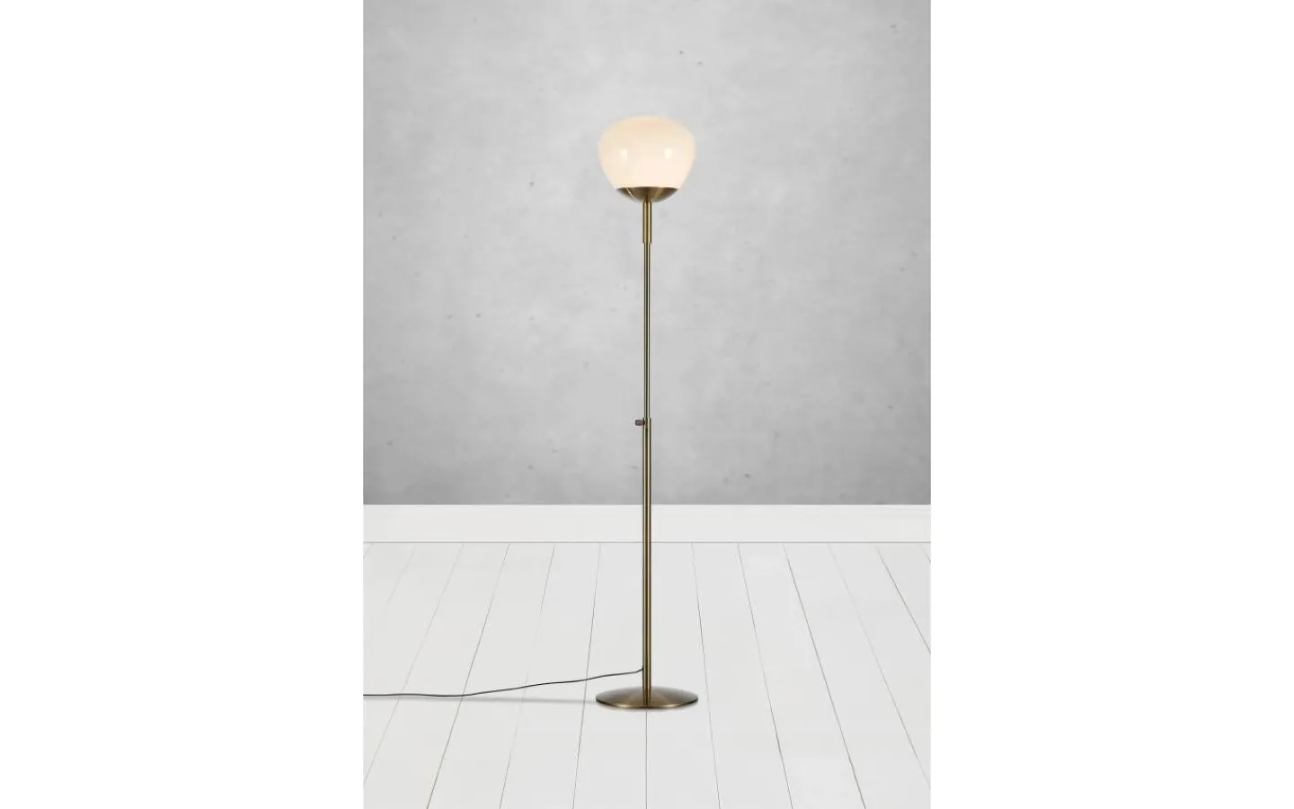 Markslojd Rise Golvlampa 150cm Antik* Golvlampor