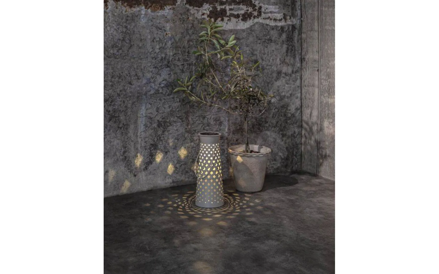 Visa Alla Solcellslampor<Star Trading Romby Solcellslampa 32cm Grå