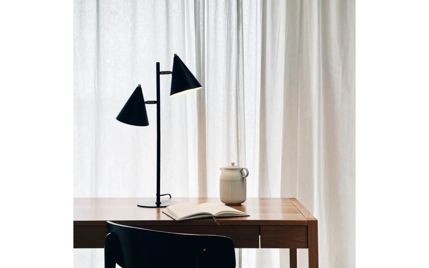 Rouen Bordslampa 64sm Svart