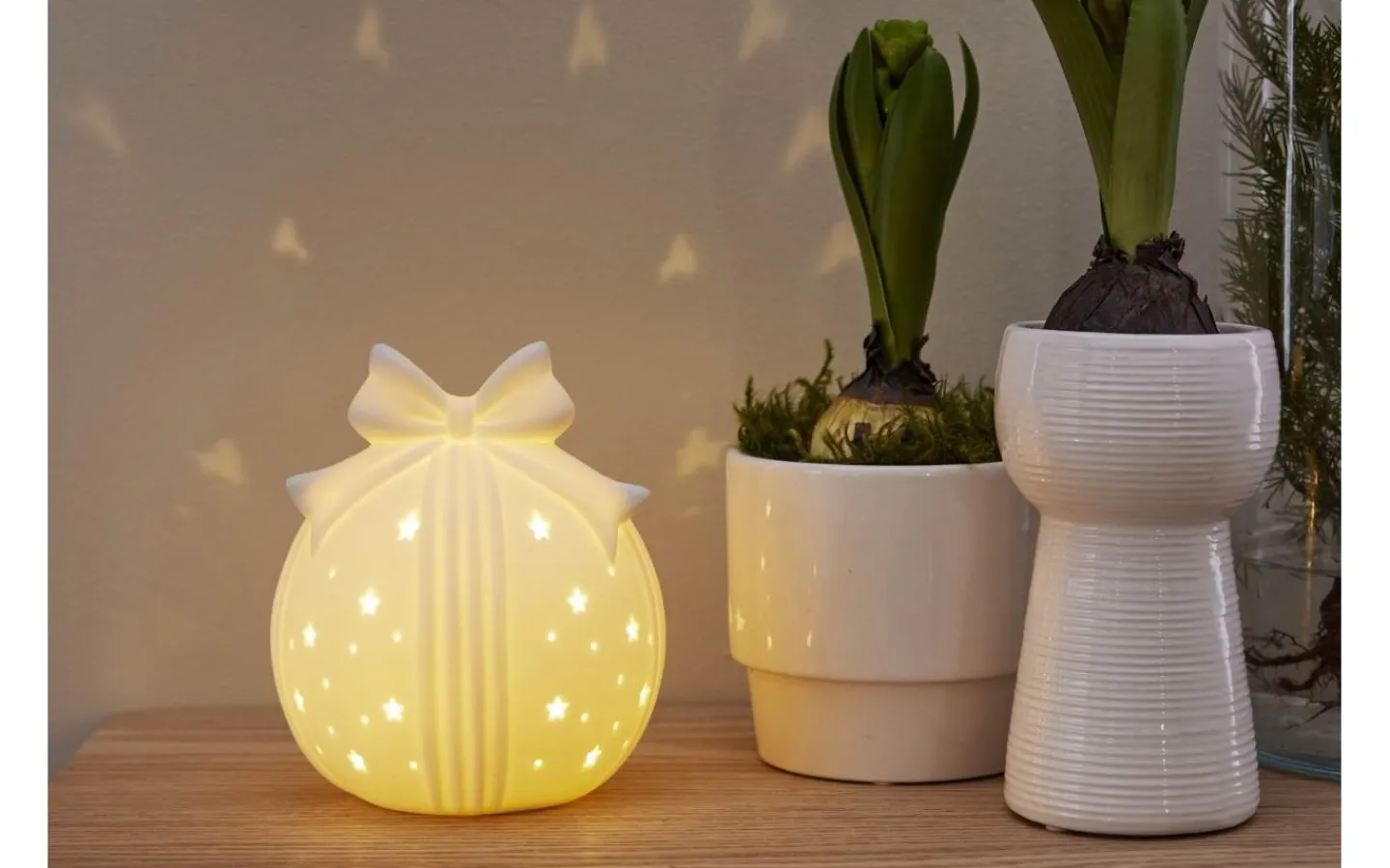 Star Trading Rozy Bordsdekoration 14cm Vit* Inomhusdekorationer Batteri