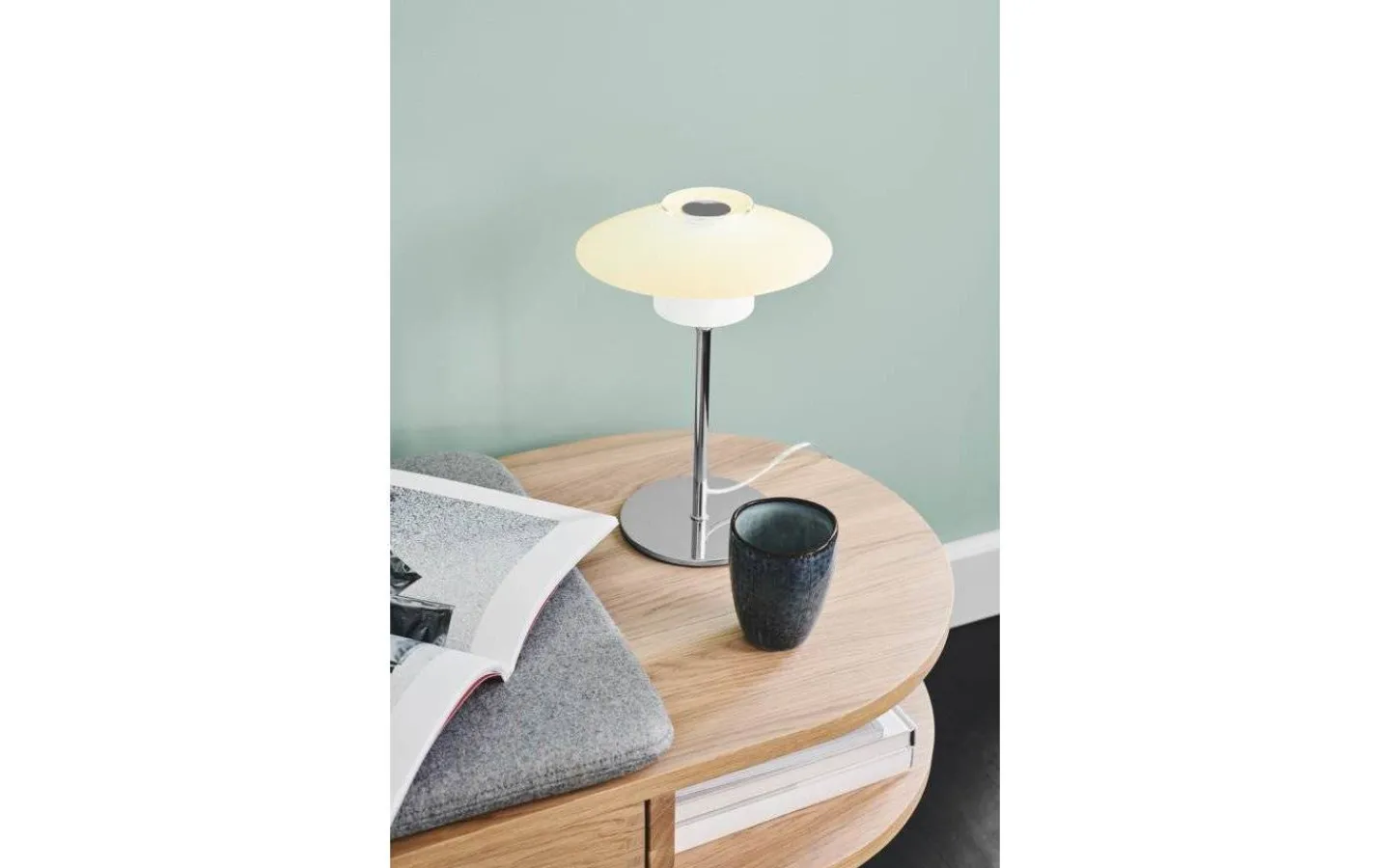 Halo Design Scandinavia Bordslampa 29,5cm Krom/Opal* Bordslampor