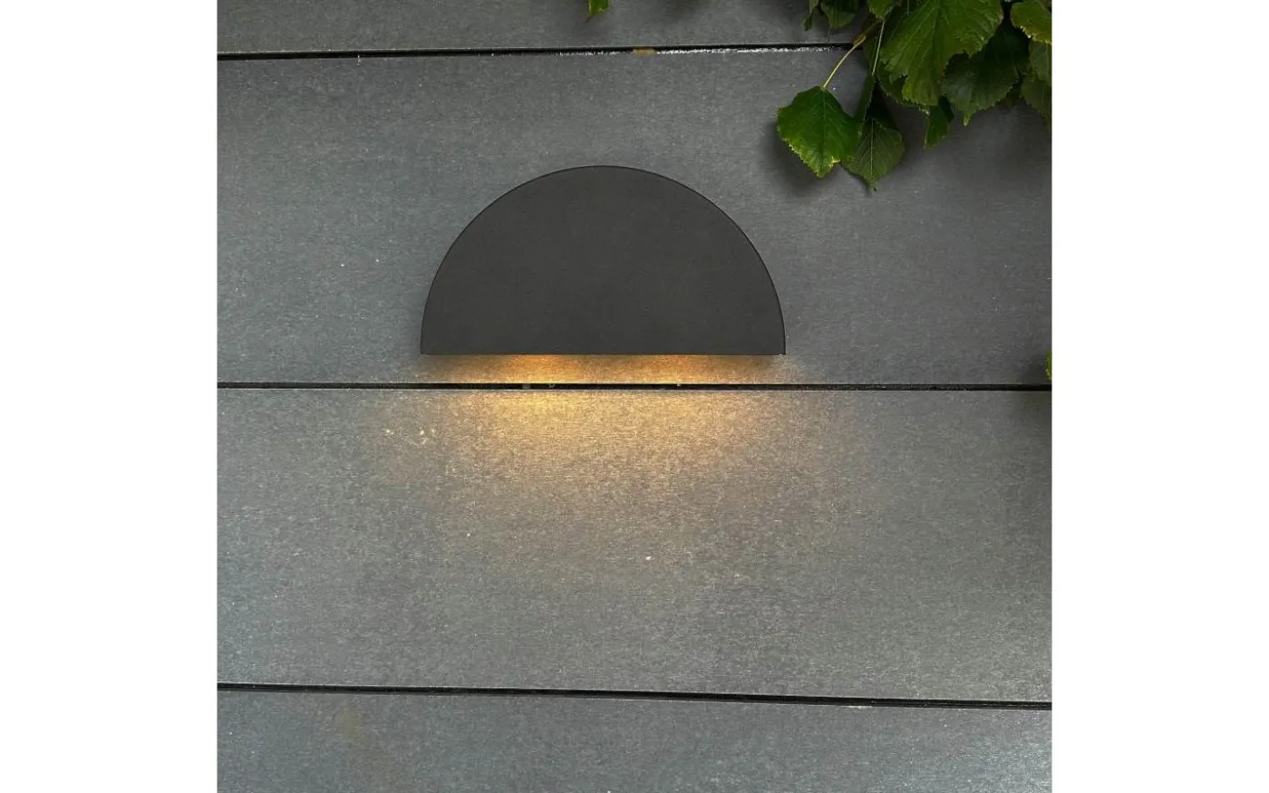 Scott Vägglampa 27cm Svart IP44