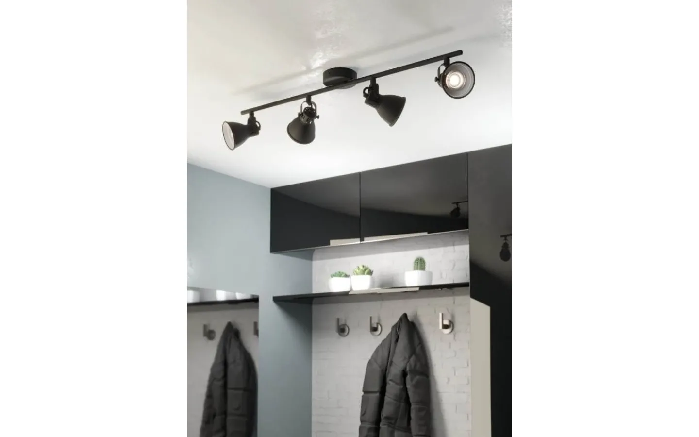 Eglo Seras Takspotlight 77cm GU10 LED 3000K 4x3W Svart* Avlånga Takspotlights|Takspot Med Minst 4 Lampor